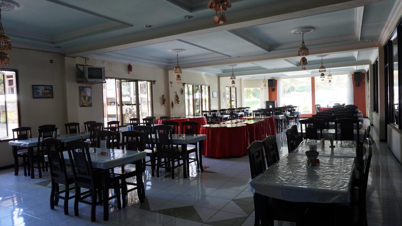 Hotel Surya Indah Batu Malang Екстер'єр фото